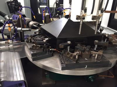 智能制造升級利器 門鉸鏈鉆攻專機與數(shù)控機床的銷售與應(yīng)用前景